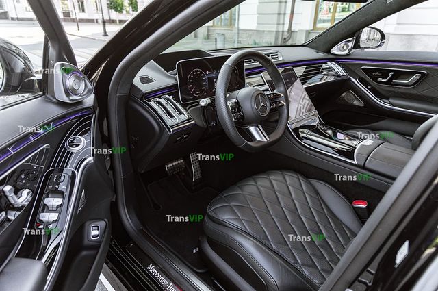 Прокат чёрного Mercedes-Benz S-класса (w 223) с водителем
